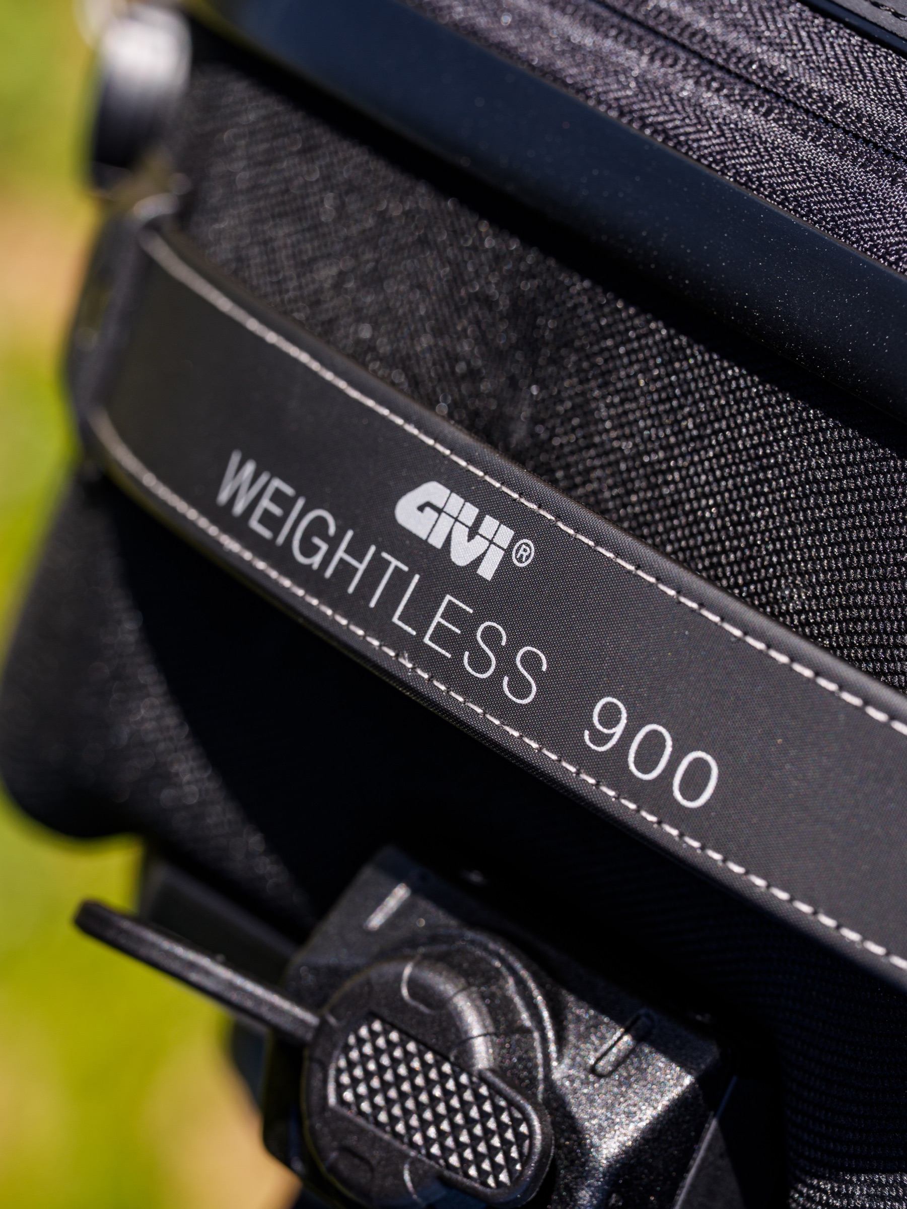 Correa reflectante GIVI Weightless 900